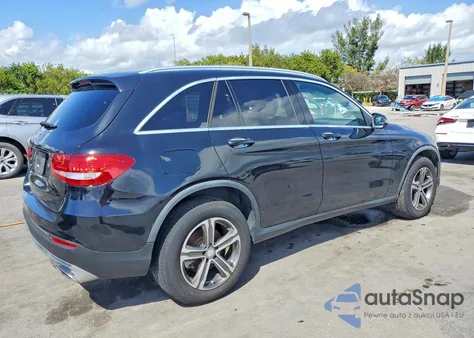 2016 Mercedes-Benz Glc 300 from USA, damaged, VIN WDC0G4JBXGF076121
